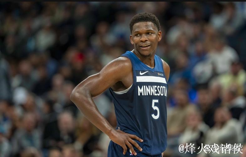 爱德华兹26+5鲍威尔21分 森林狼力克热火豪取三连胜 爱德华兹26+5鲍威尔21分 森林狼力克热火豪取三连胜