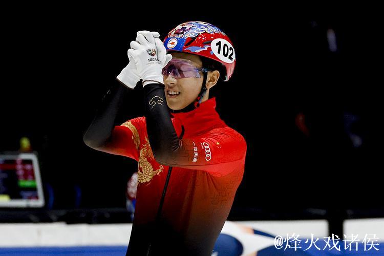 短道速滑巡回赛蒙特利尔站：孙龙男子1500米摘铜