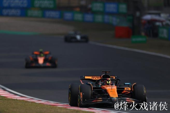 F1中国站：皮亚斯特里称王，迈凯伦车队霸占前两名
